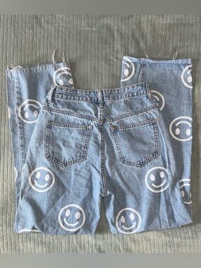 Light Blue Smiley Print Women's Jeans